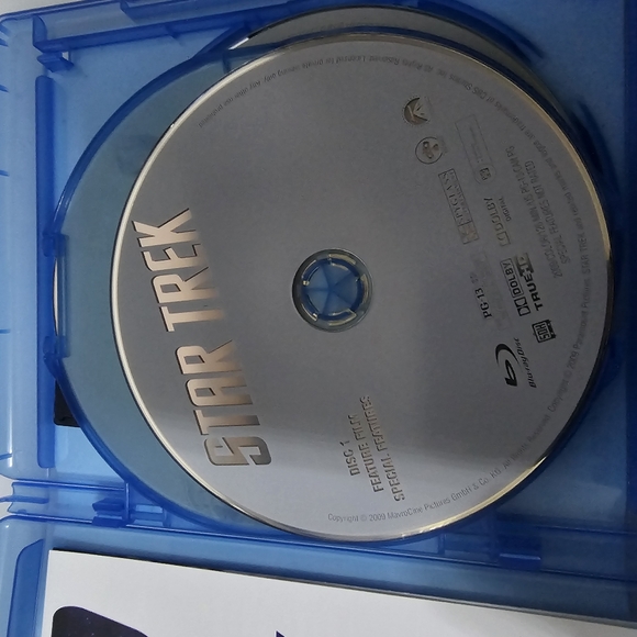 Startrek 3 disc special collector edition Bluray - Picture 4 of 5
